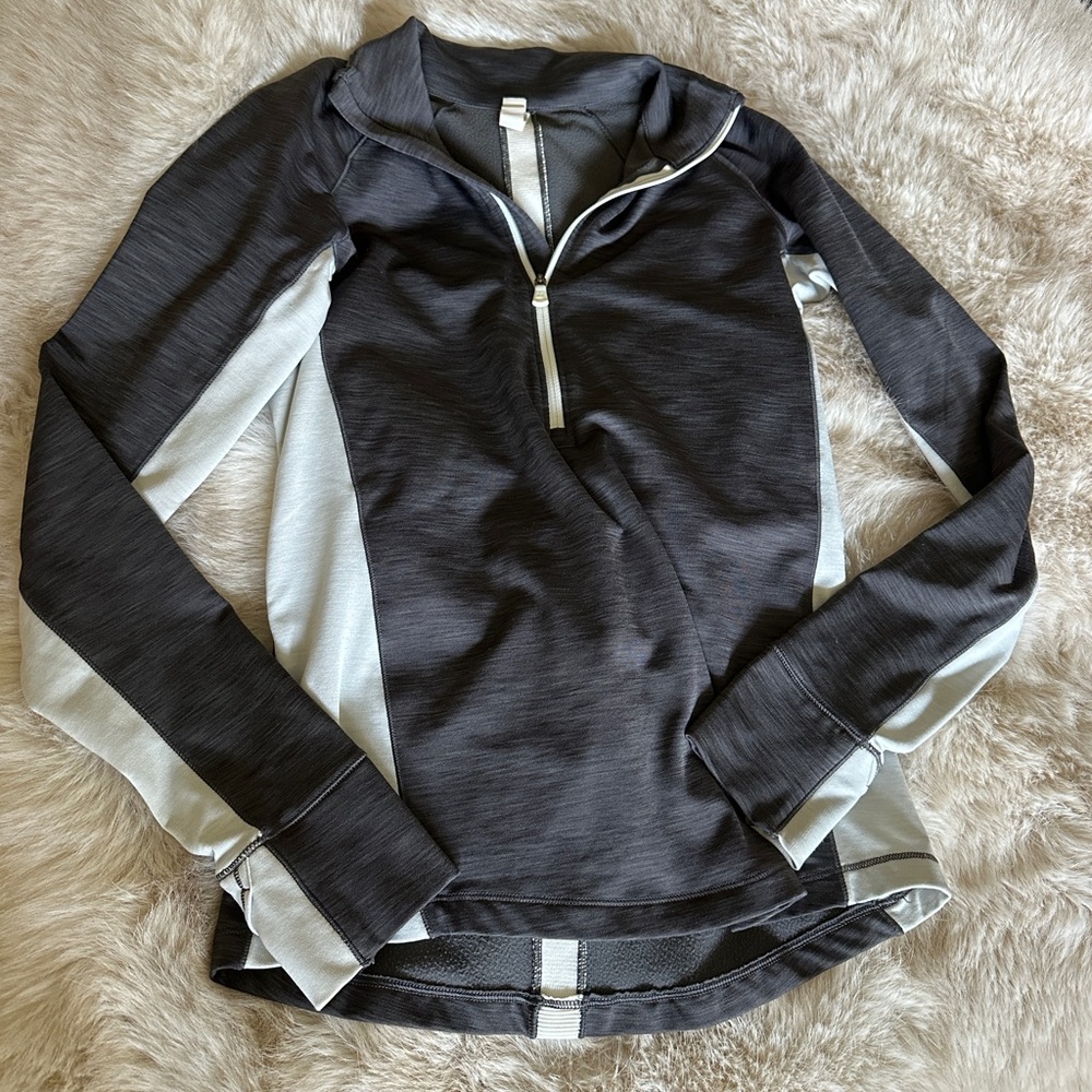 *REMOVING JUNE 30th* Under Armour Black and Gray Quarter-Zip Pullover
